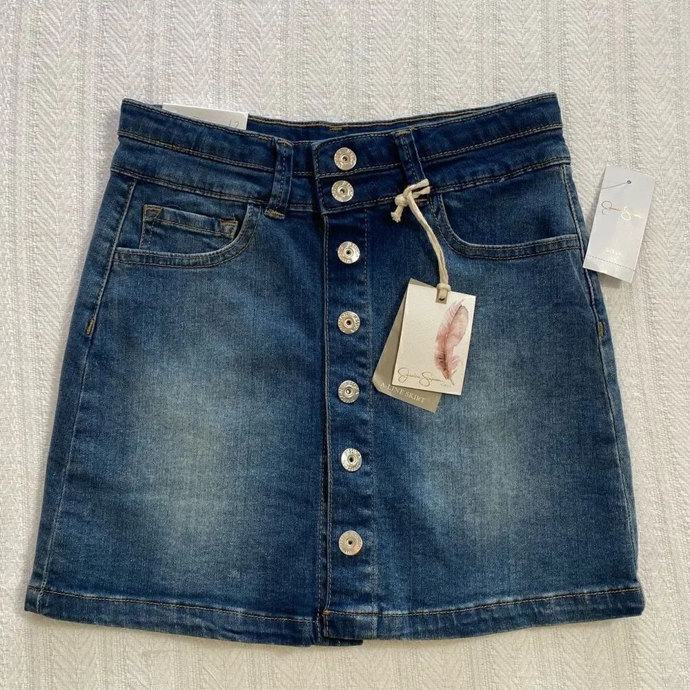JESSICA SIMPSON Size 12 Mid Rise Denim Skirt